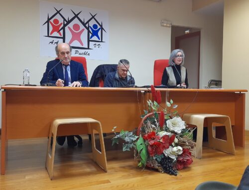 Nuestros Juristas contra el Ruido Agustín Bocos y María José Rodríguez, en el foro “Por un barrio sin ruidos”.